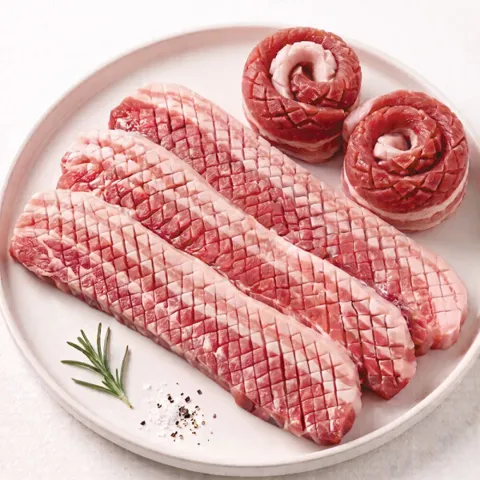 보리먹인 숙성 흑돼지 벌집 삼겹살 1kg 12,700원 (무료)