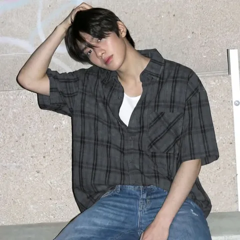 머슬핏 헨리넥 하프티