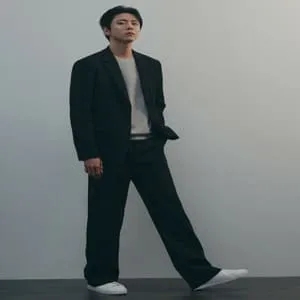 지오지아 사계절 세미와이드카라 드레스셔츠