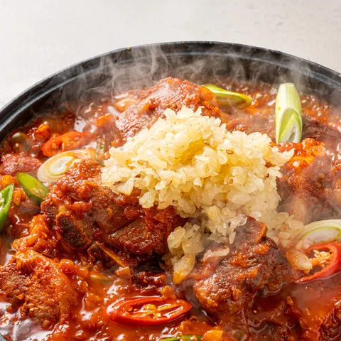 왕십리 매운 돼지 갈비찜 800g 1+1