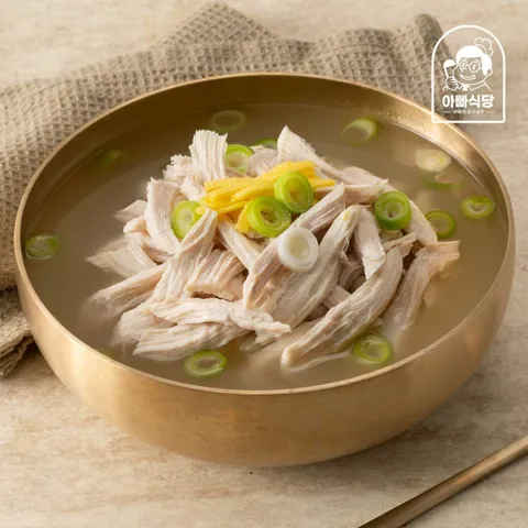 국내산 순살고기 가득한 황기닭곰탕 600g 1팩