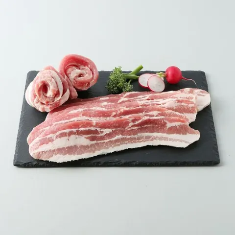 보먹돼 삼겹살 100G 990원 (카드)