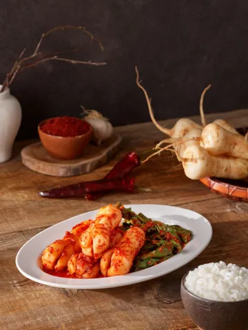 건강하고 맛있는 비건 별미김치 4종